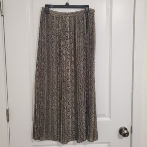 Michael Kors snake soft pleated maxi skirt size M